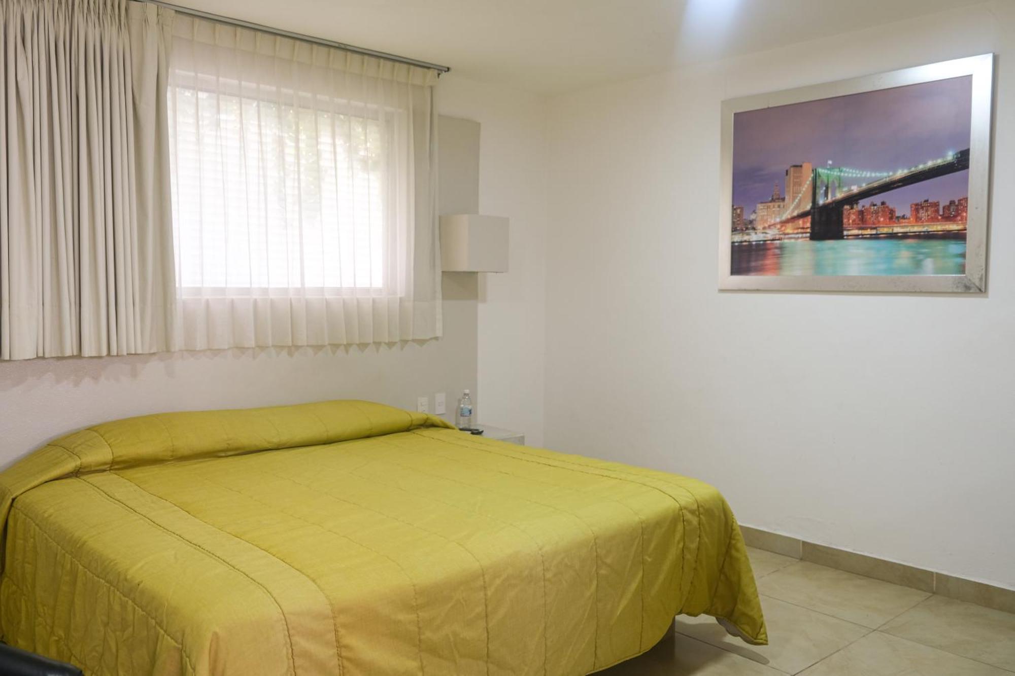 Hotel St. George Celaya  Eksteriør billede