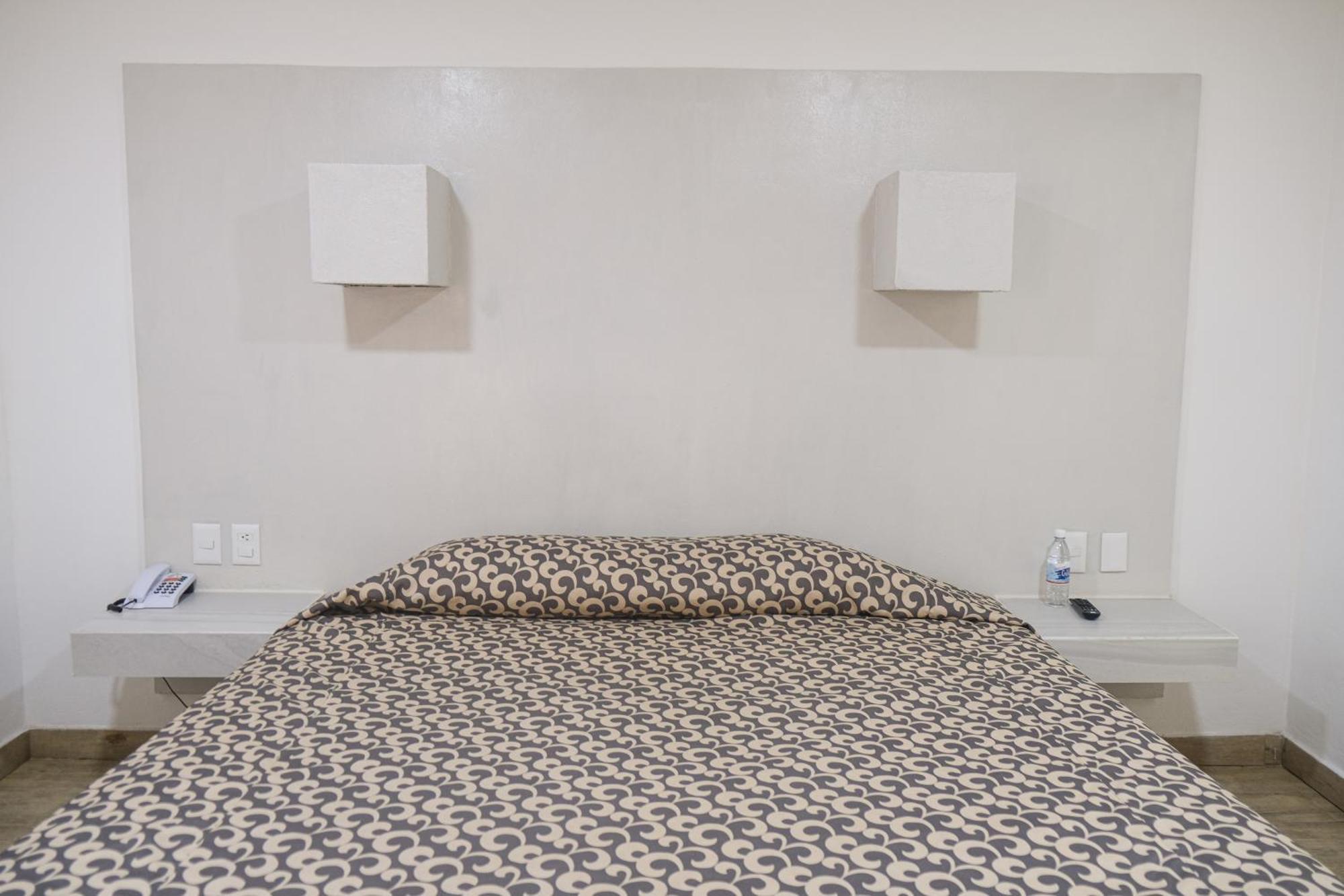 Hotel St. George Celaya  Eksteriør billede
